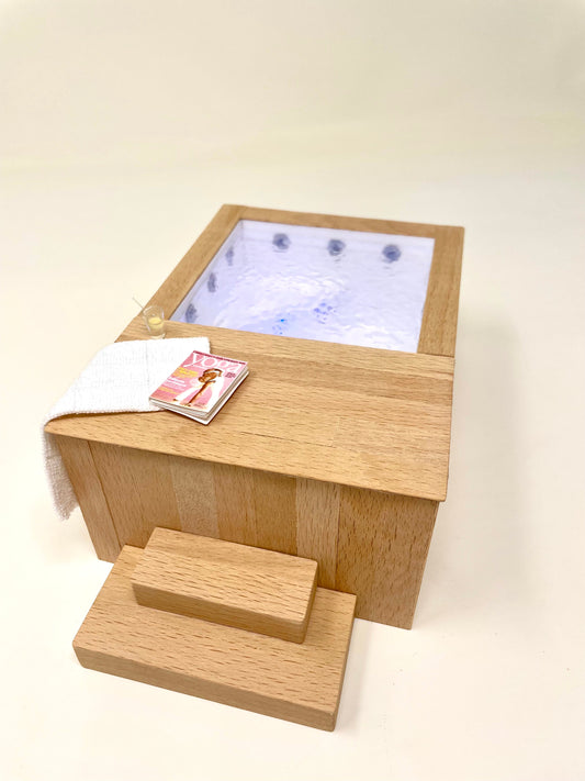 Dollshouse miniature hot tub one twelfth scale