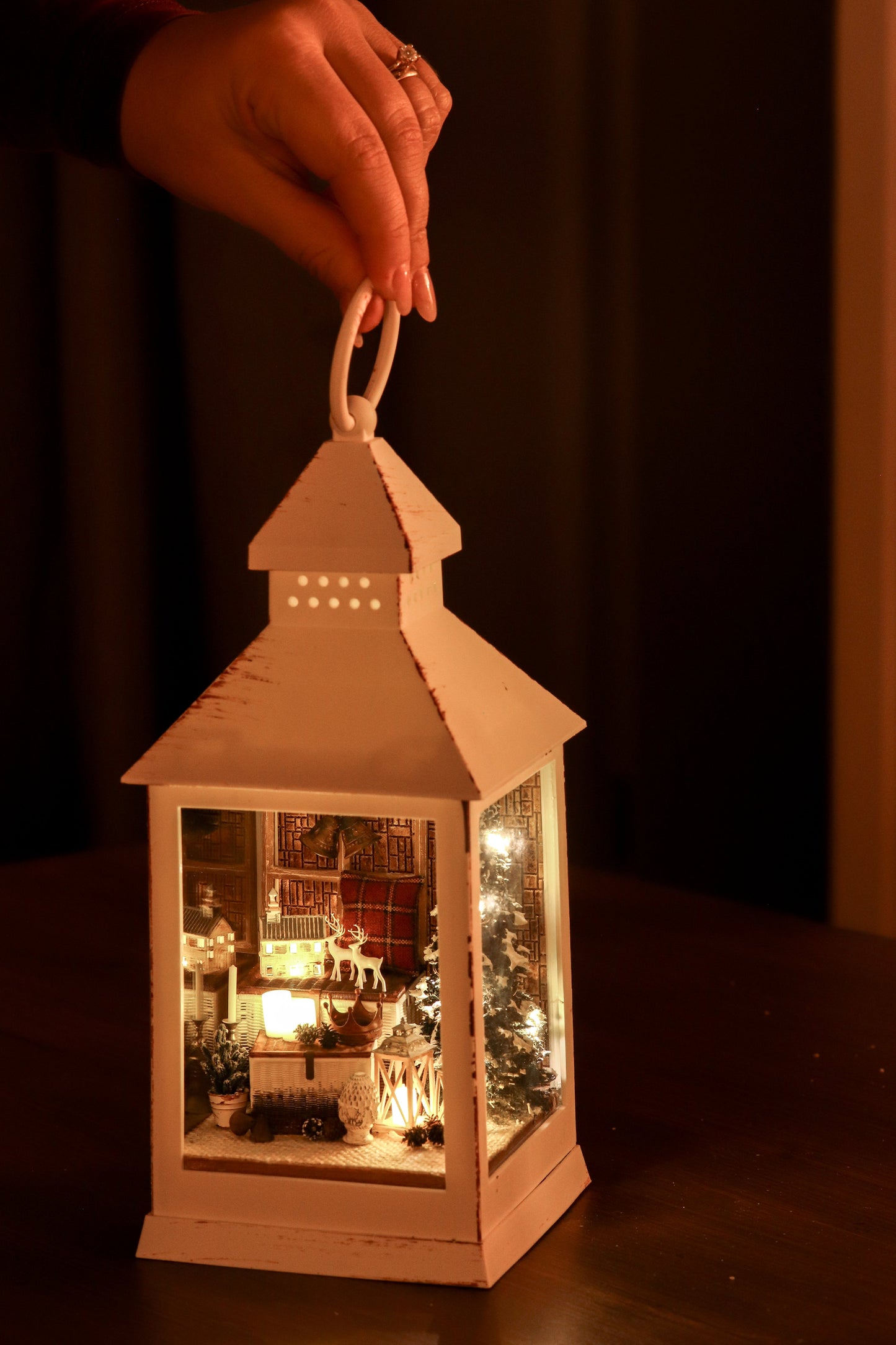 Miniature Christmas Lantern Roombox