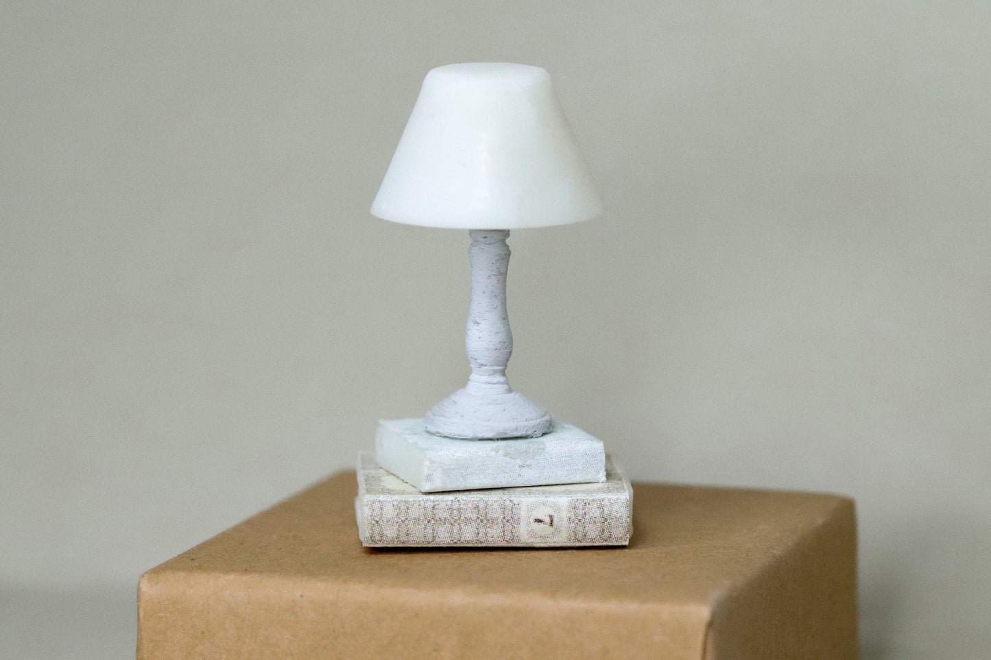 1:12 miniature dollhouse table lamp light battery 3d printed