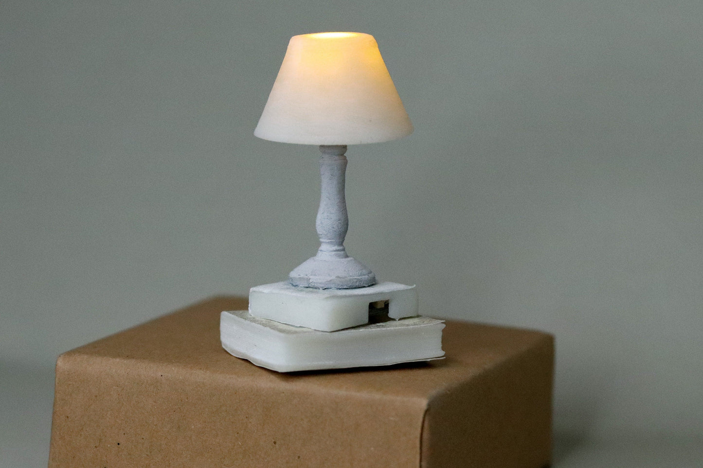 1:12 miniature dollhouse table lamp light battery 3d printed