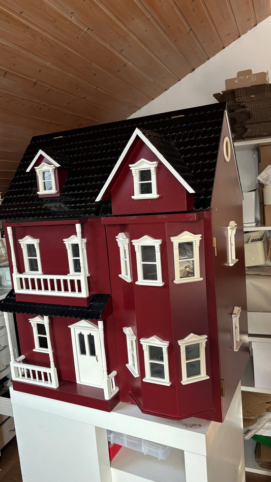 1:12 Victorian dollhouse